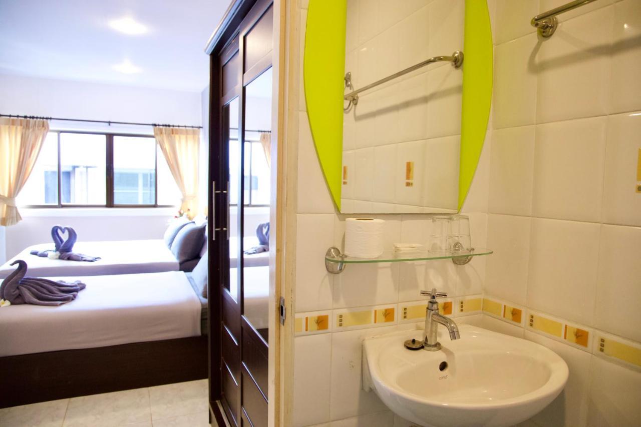 Golden Guesthouse By The Beach Cha Am 차암 외부 사진